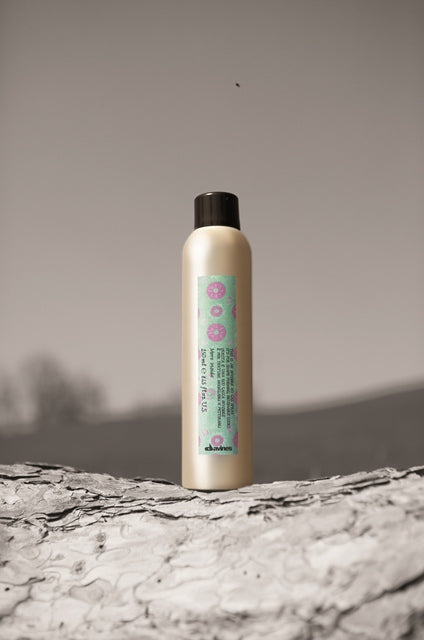 This is An Invisible No Gas Spray Davines