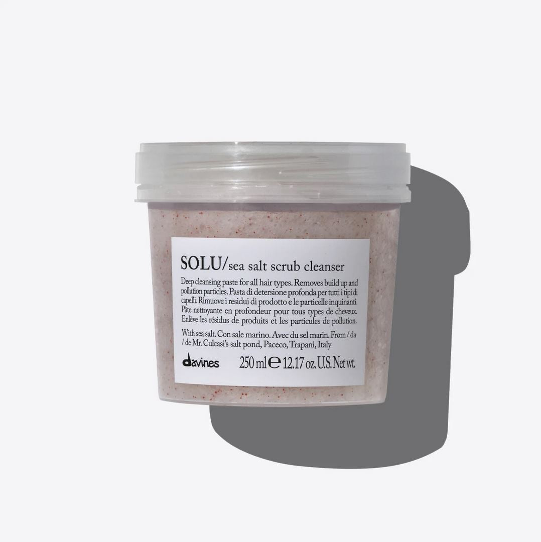 SOLU Salt Scrub Davines
