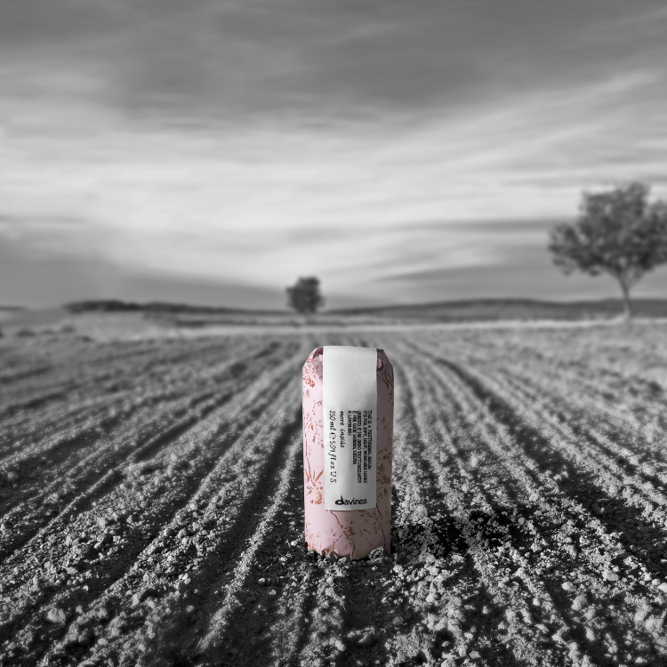 This is a Texturizing Serum Davines